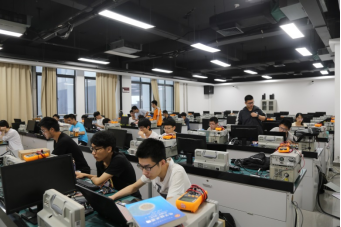 老虎机游戏下载