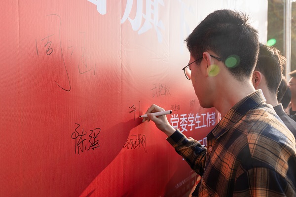 老虎机游戏下载