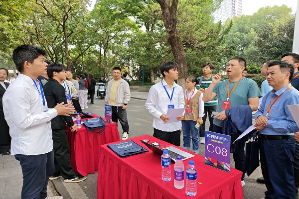 老虎机游戏下载